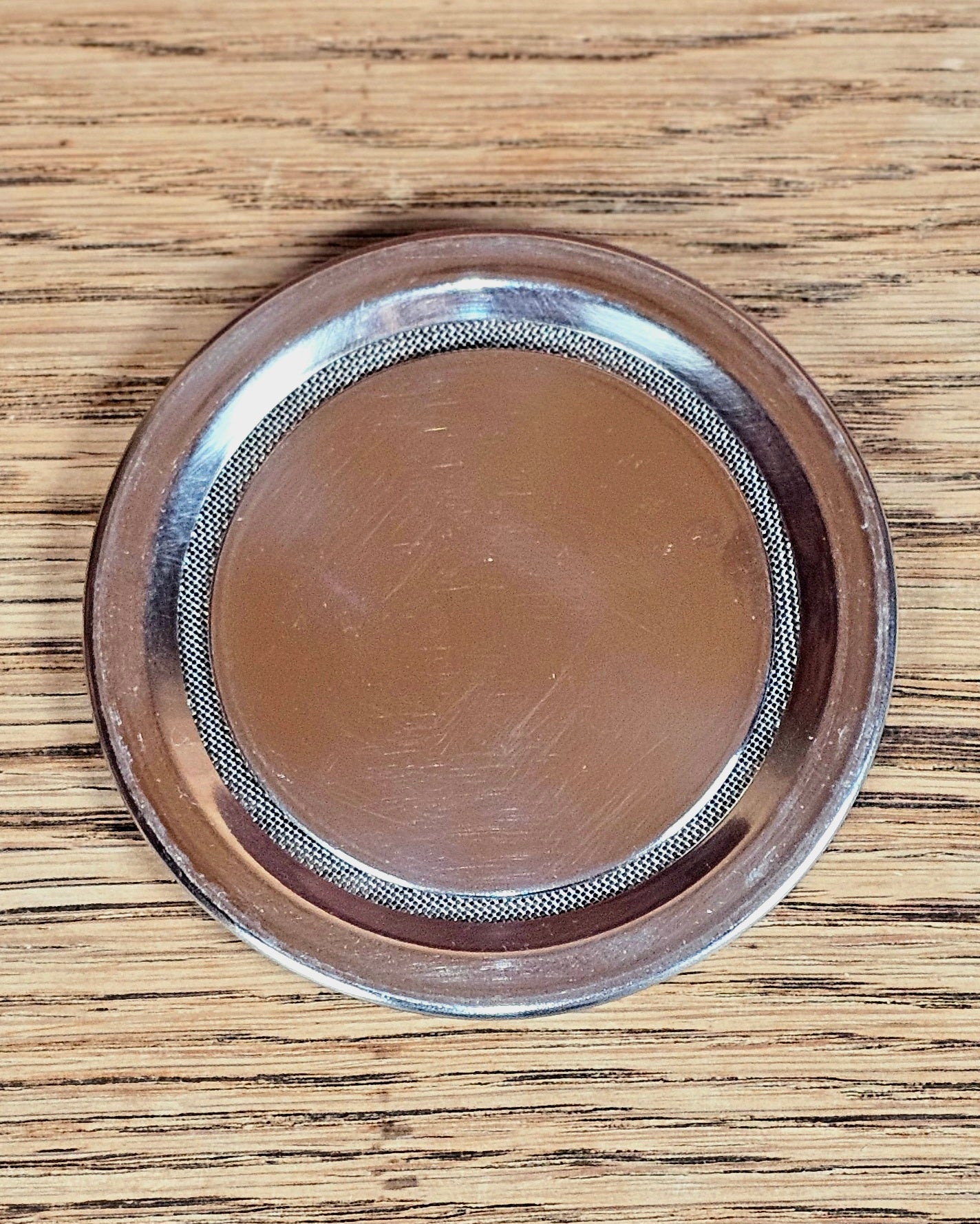 Räuchersieb mit Teller